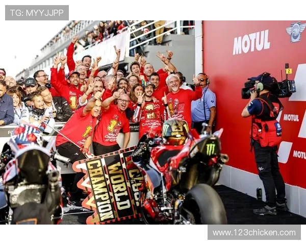 MotoGP赛季激战正酣 多支车队争夺年度总冠军荣耀