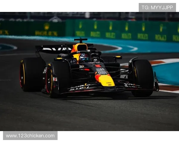 F1赛季精彩回顾：新赛季规则变动与车队阵容大调整分析